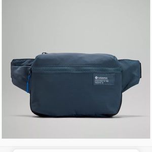 Two authentic Lululemon bags! Both in black! Used once!